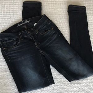 Dark wash skinny jean 2R